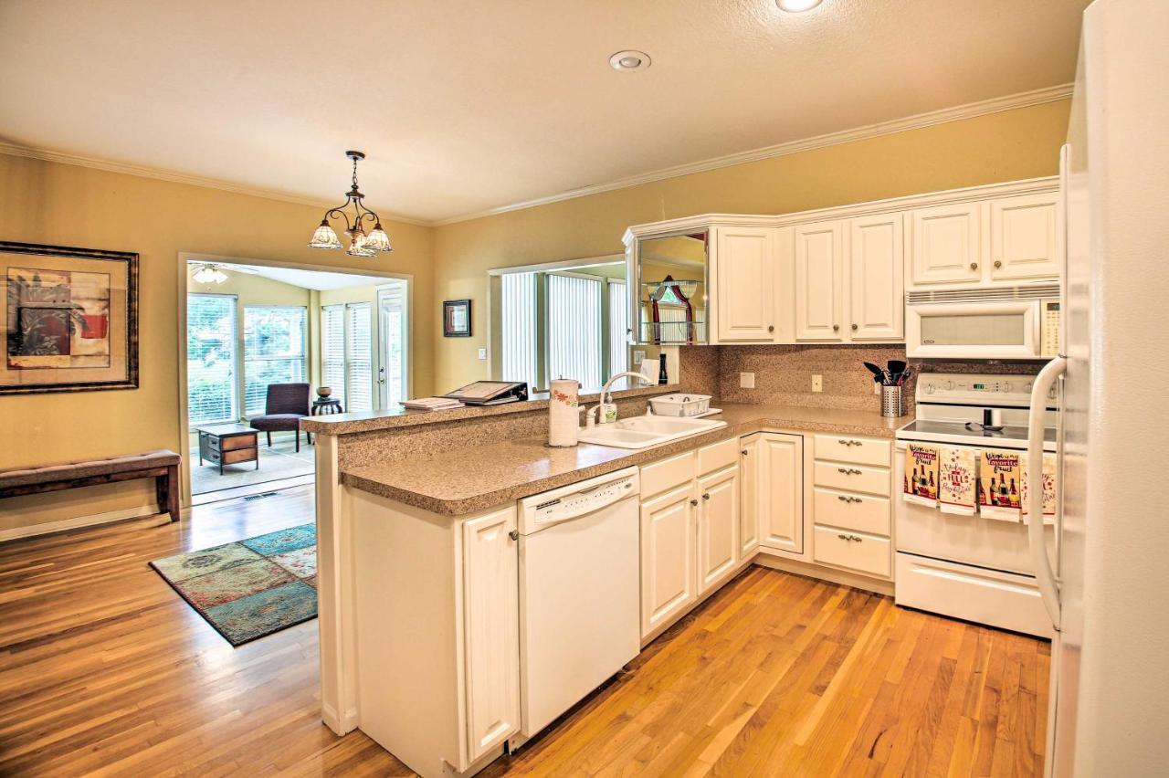 Lakefront Home With 2-Tier Deck And Boat Parking! Хот-Спрингс Экстерьер фото